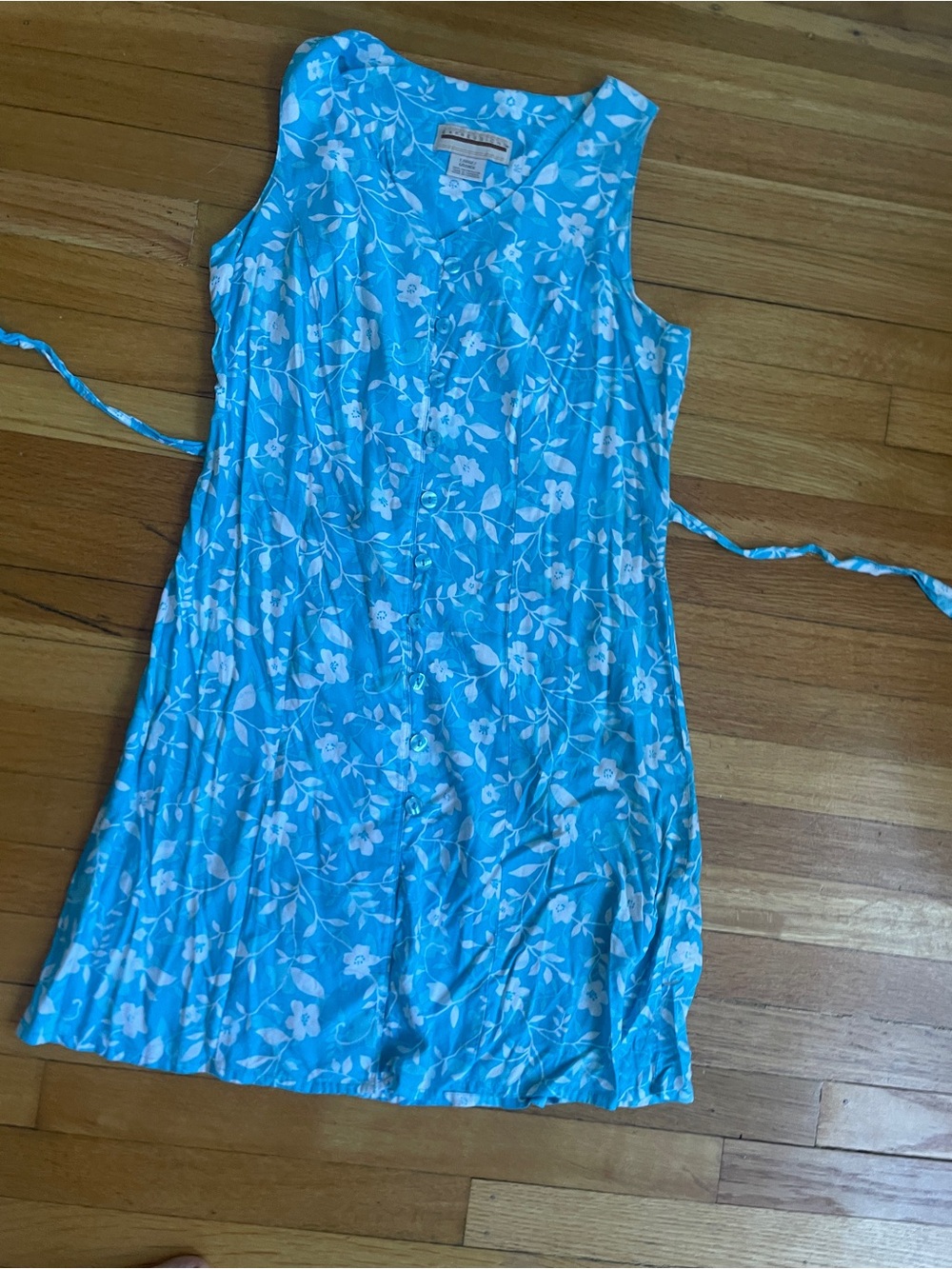 90’s Expressions Turquoise and White Floral V-Neck Button Dress